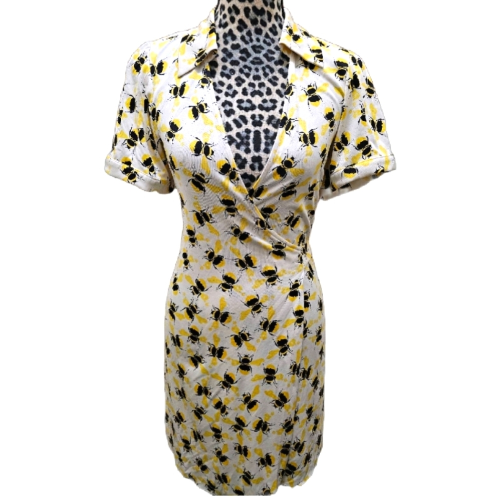 Diane von Furstenberg 100% Silk Bumble Bee Wrap Dress